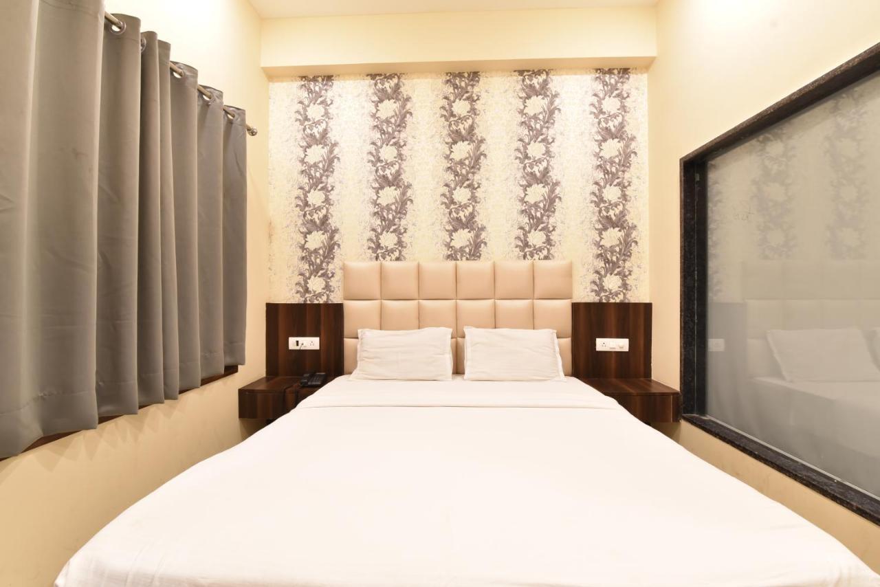Hotel Dosa Plaza Udajpur Zewnętrze zdjęcie