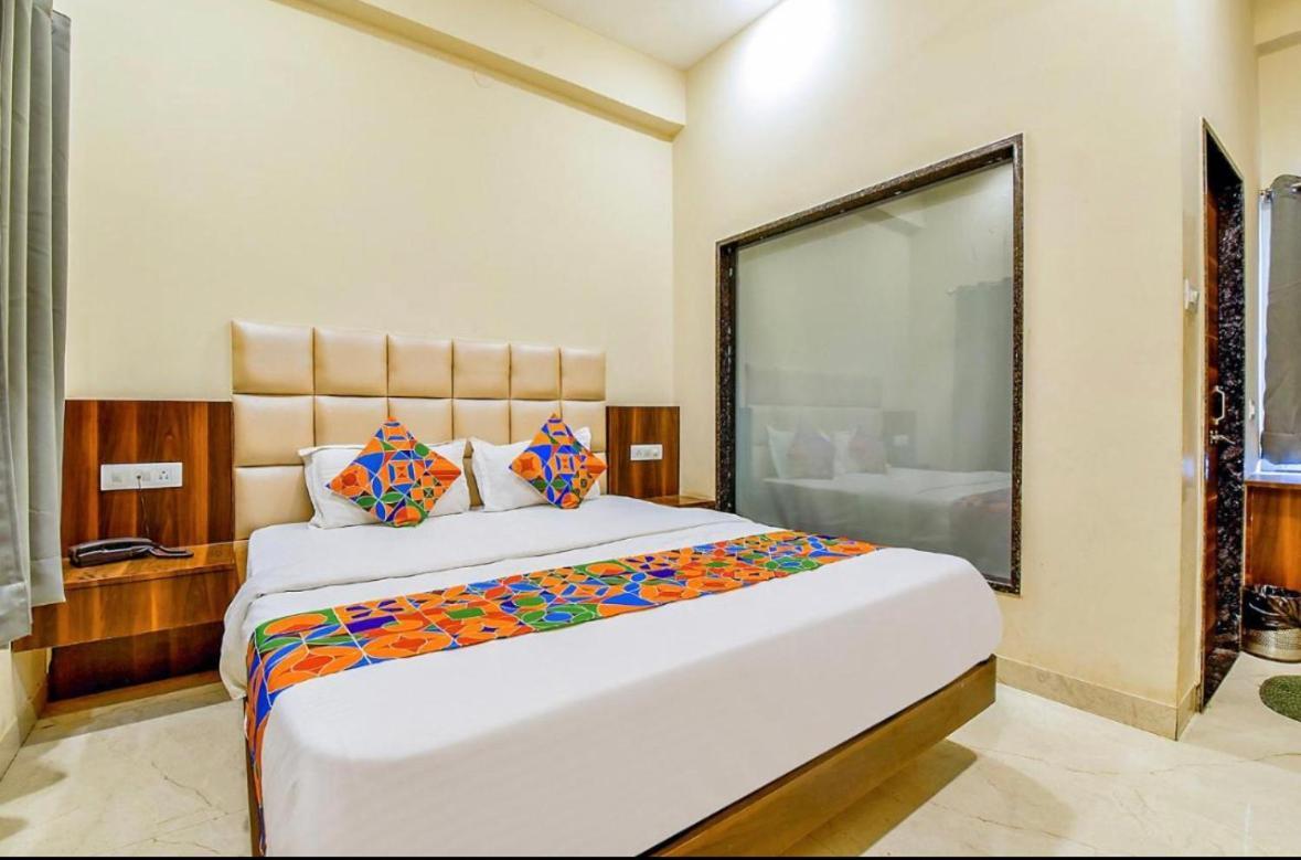 Hotel Dosa Plaza Udajpur Zewnętrze zdjęcie