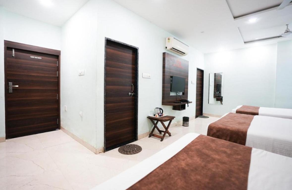 Hotel Dosa Plaza Udajpur Zewnętrze zdjęcie