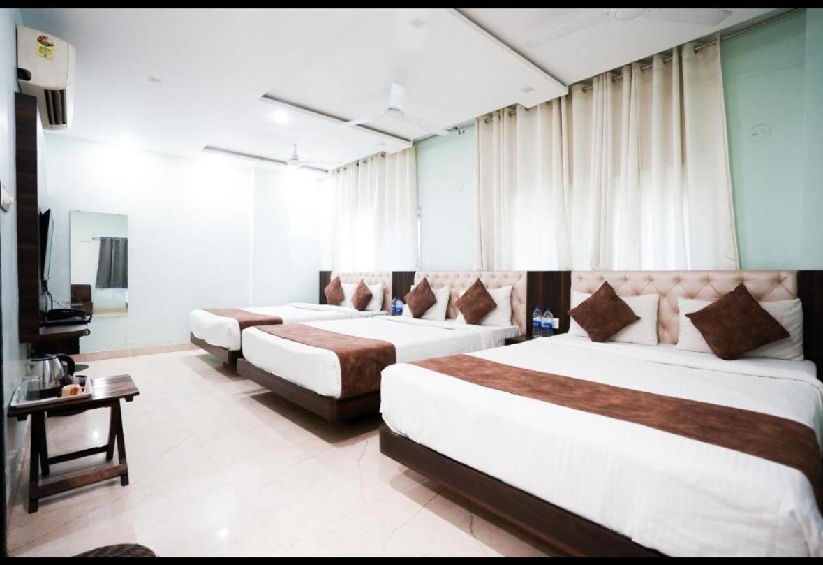 Hotel Dosa Plaza Udajpur Zewnętrze zdjęcie